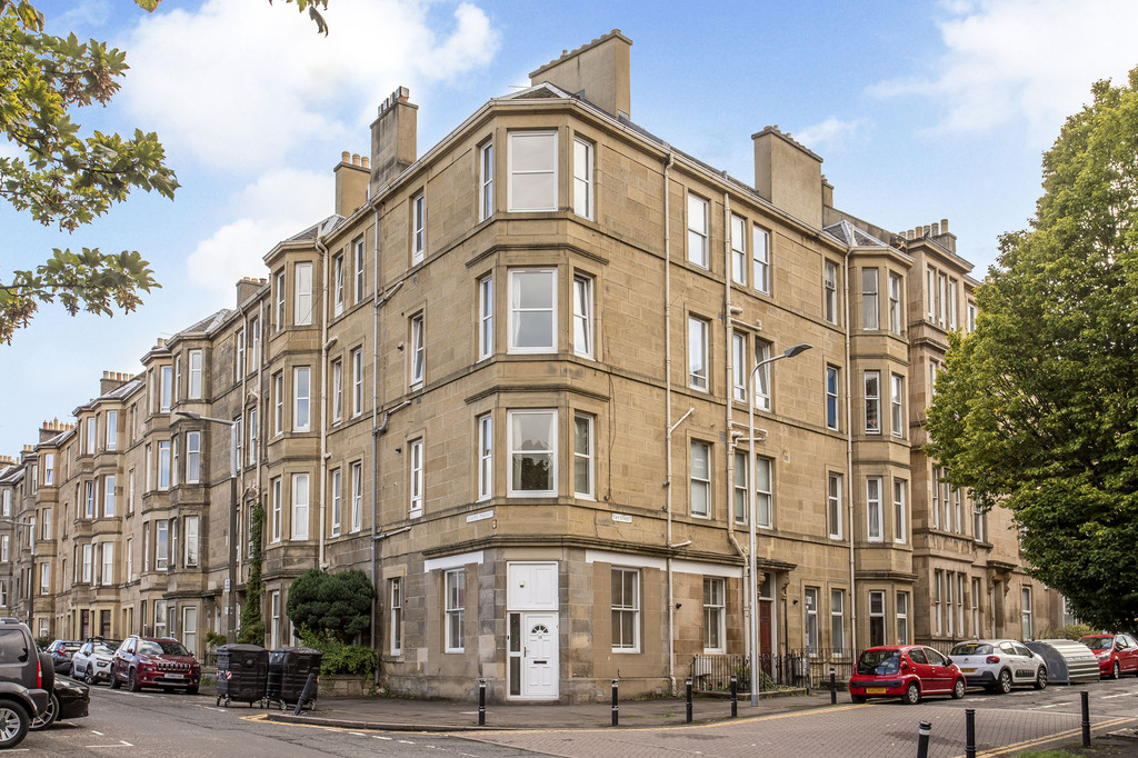 2/10 (3F3) Tay Street, Edinburgh